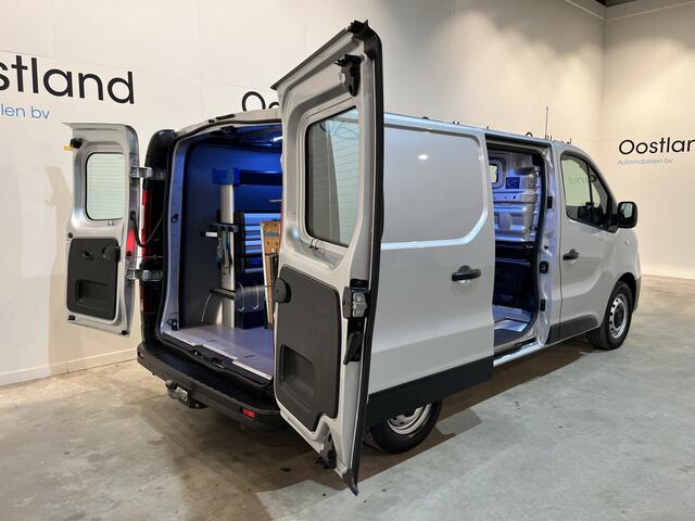 Renault TRAFIC 2.0 dCi L1H1 170 PK Automaat Servicebus / Sortimo Inrichting / Euro 6 / Airco / Cruise Control / Camera / Trekhaak / 3-Zits