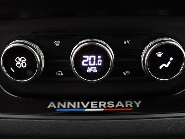 Renault TRAFIC dCi 150pk T30 L2H1 Extra 125th Anniversary EDC/AUTOMAAT NIEUW! Camera | Climate | Navi | Sidebars | Trekhaak | 17" Velgen