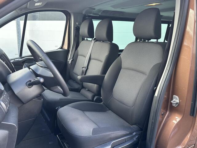 Renault TRAFIC Passenger 2.0 dCi 120 Grand Zen | 9 Persoons! | Trekhaak | P. Sensoren | Apple Carplay | Dealer Onderhouden!