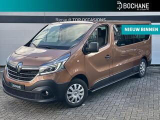 renault-trafic-passenger-2.0-dci-12