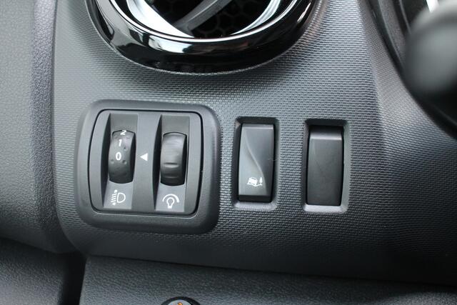 Renault TRAFIC 2.0 dCi 120PK EURO 6 - Airco- Cruise - Navi - ¤12.900,- Excl.