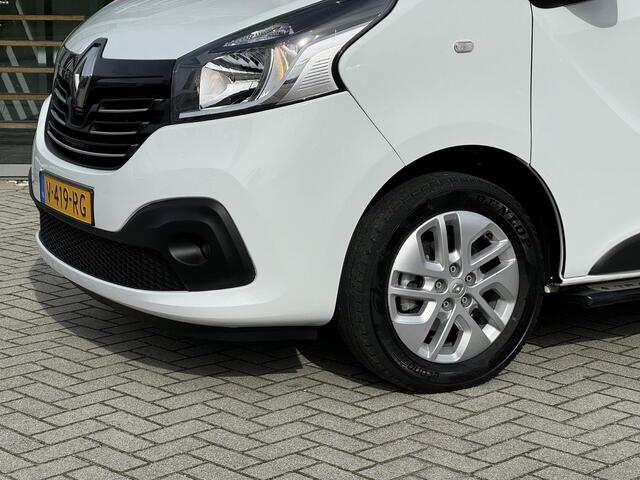 Renault TRAFIC 1.6 dCi 125 T29 L2H1 Dubbel cabine Luxe | NAVIGATIE | CLIMATE CONTROL | SIDE STEPS | DAK RAILS | TREKHAAK | 5 ZITS |
