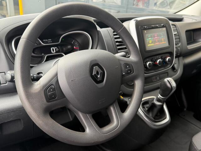 Renault TRAFIC 2.0 dCI T29 L1H1 145 EDC Automaat Navigatie Trekhaak Camera