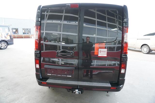 Renault TRAFIC 2.0 Blue dCi 170pk T30 L2H1 Extra (Red) Automaat Schuifdeur links en rechts | Climate | adap.Cruise | Navi | Trekhaak