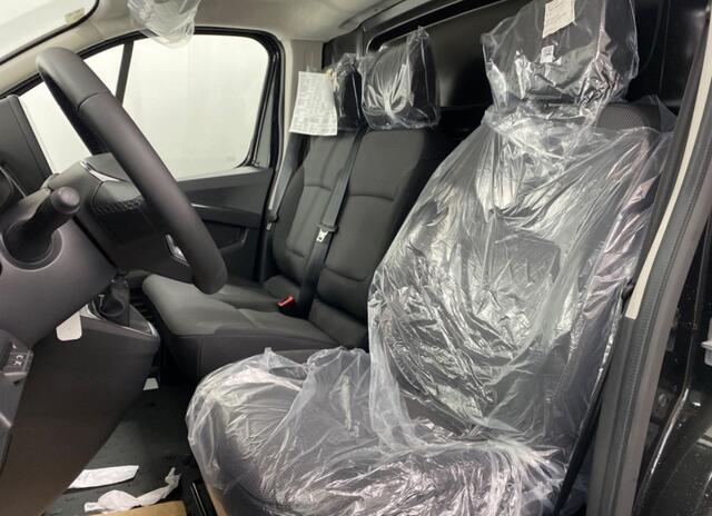Renault TRAFIC 2.0 dCi 130 T30 L2H1 Work Edition 19Inch / Cruise / Airco / Navigatie / PDC / Carplay
