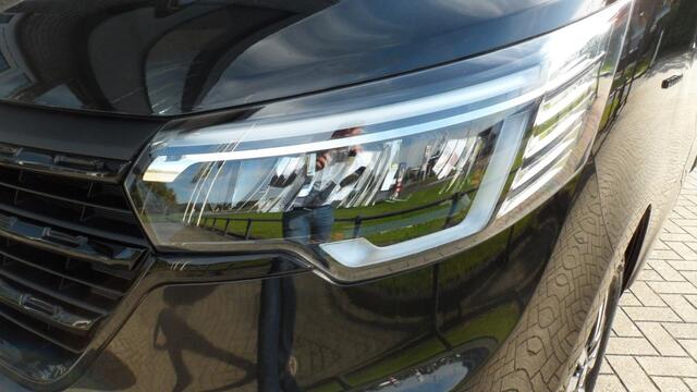 Renault TRAFIC 2.0 DCI T30 L2H1 Extra 170 pk Leder bekl. /black edition/ standk