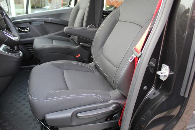 Renault TRAFIC 2.0-170pk dCi T29 L2H1 Luxe dubbele cabine AUTOMAAT. Luxe Renault Trafic dubbele cabine. Airco, navigatie, telefoonvoorb., metallic lak, LM wielen, schuifdeur li.+re., armsteunen li.+re voor, Isofix etc, etc