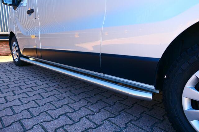 Renault TRAFIC Passenger 2.0 dCi 145 Grand Intens AUTOMAAT! 9 personen - Navi, camera, cruise, sensor achter, dubbele airco