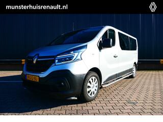 renault-trafic-passenger-2.0-dci-14
