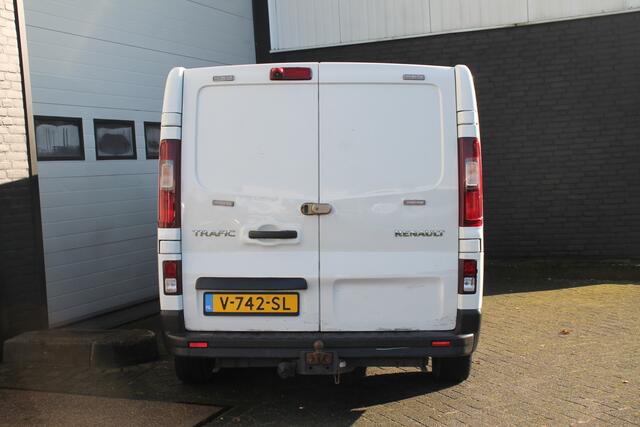 Renault TRAFIC 1.6 dCi L2 122PK Dubbele Cabine EURO 6 - Airco - Navi - Cruise - ¤14.900,- Excl.