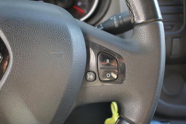 Renault TRAFIC 1.6 dCi L2 122PK Dubbele Cabine EURO 6 - Airco - Navi - Cruise - ¤14.900,- Excl.