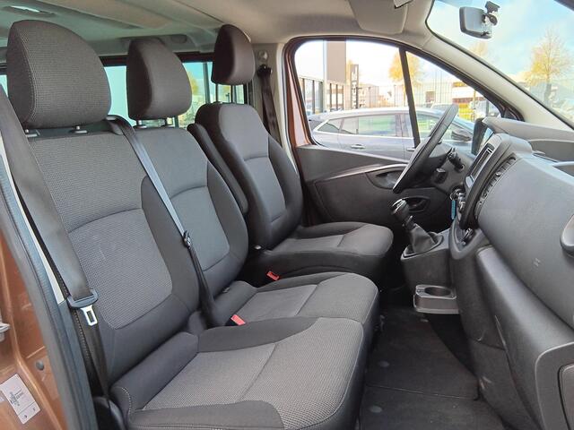 Renault TRAFIC Passenger 2.0 dCi 120 Grand Zen Trekhaak / 9-Persoons / Navigatie / Parkeersensoren Achter / Cruise Control / Airco