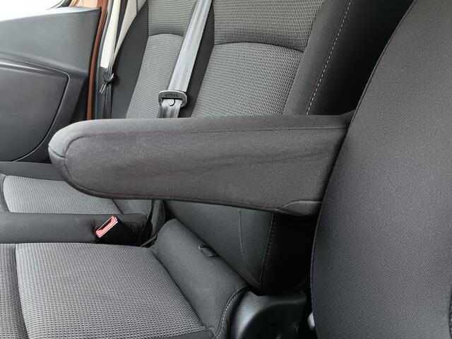 Renault TRAFIC Passenger 2.0 dCi 120 Grand Zen Trekhaak / 9-Persoons / Navigatie / Parkeersensoren Achter / Cruise Control / Airco