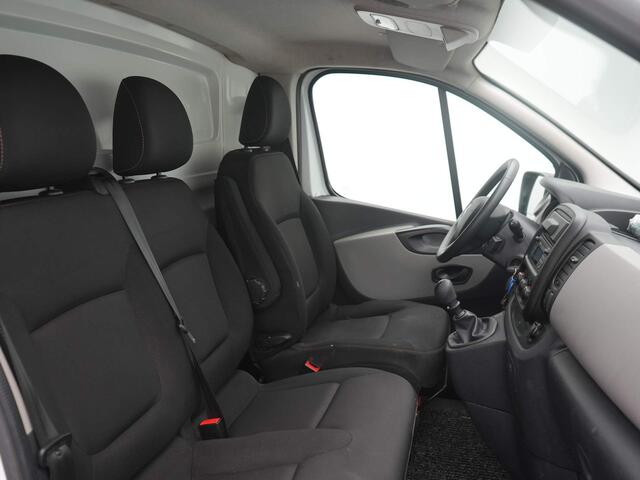 Renault TRAFIC 1.6 dCi T27 L1H1 Comfort - Imperiaal - Trekhaak