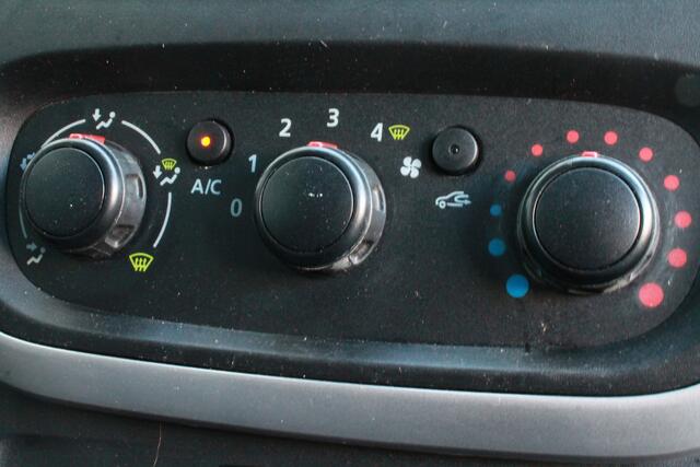 Renault TRAFIC 1.6 dCi 125PK L2 Dubbele Cabine - EURO 6 - Airco - Navi - Cruise - ¤ 14.900,- Excl.