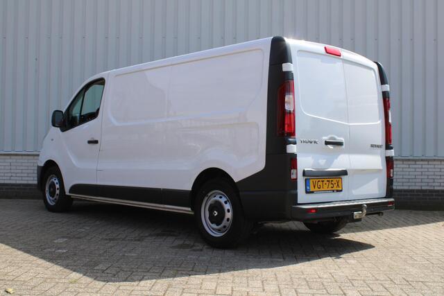 Renault TRAFIC 2.0 dCi 120PK L2H1 Comfort | Navi | Airco | Trekhaak | Cruise | Parkeersensoren | Volledig betimmerd |