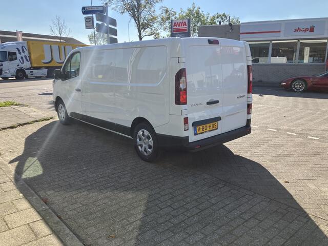 Renault TRAFIC 2.0 Blue dCi 130 T30 L2H1 Advance - Demo / Vierseizoenbanden / Achteruitrijcamera / EASY LINK navi