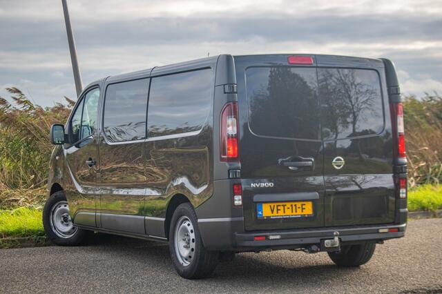 Renault TRAFIC 2.0 dCi 145 L2H1 | 6 PERSOONS | TREKHAAK | AIRCO | CRUISE