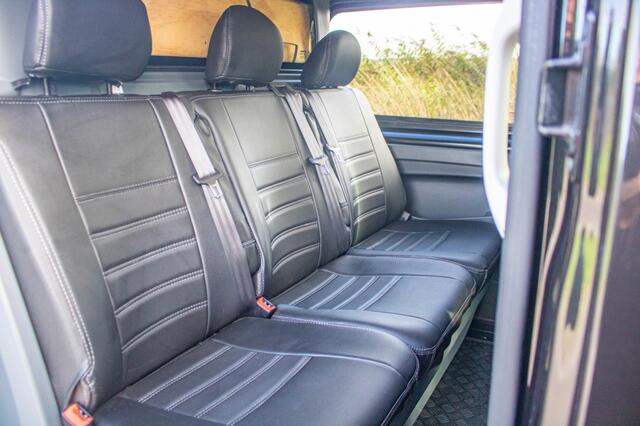 Renault TRAFIC 2.0 dCi 145 L2H1 | 6 PERSOONS | TREKHAAK | AIRCO | CRUISE