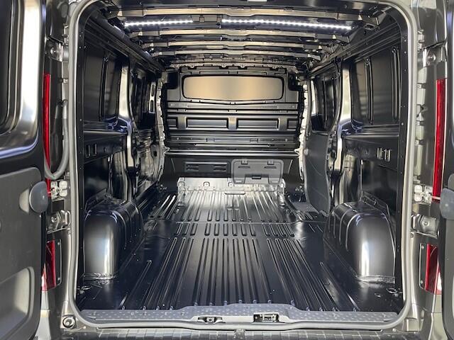 Renault TRAFIC 2.0 Blue dCi 170PK NEXT LEVEL EDITION Leder / Navigatie / Camera / Led