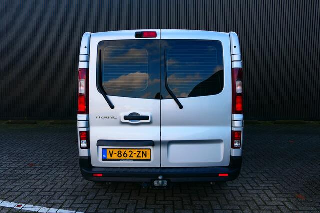 Renault TRAFIC 1.6 dCi T27 L1H1 Comfort - Trekhaak, lat-lat betimmering, camera, achterdeuren met ruiten