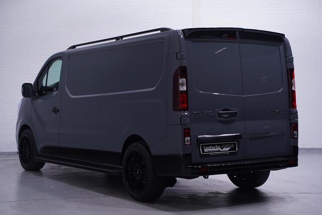 Renault TRAFIC 2.0 DCi 150 pk Black Edition L2H1 Camera, 19" LMV Spoiler V+A, Grille Hoogglans Zwart, Treeplanken, 3-Zits