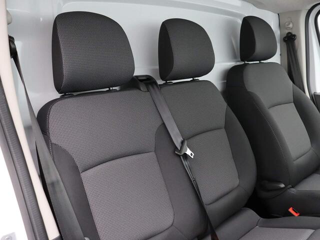Renault TRAFIC 2.0 dCi 110pk T30 L2H1 Start | BPM Voordeel | Hoge korting | Lage rente | Direct rijden | Vol opties |