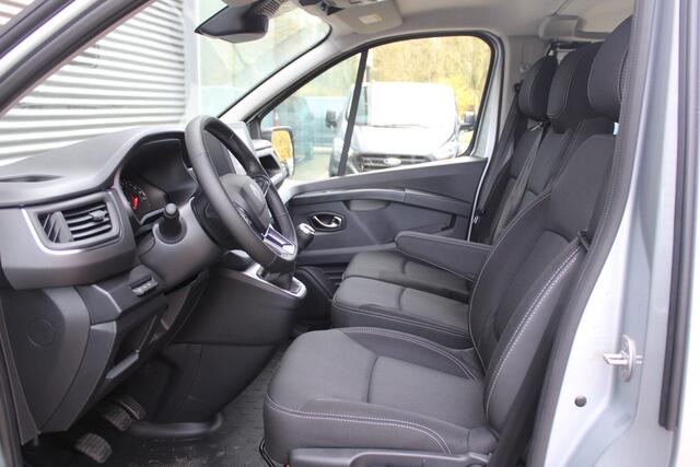 Renault TRAFIC 2.0 Blue dC 150pk T29 L2H1 Advance DC - 6 zits - Navigatie - Camera - Airco - Cruise - DAB - Rijklaar