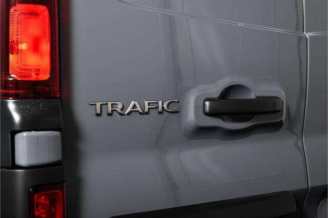 Renault TRAFIC 2.0 dCi 150 PK L2H1 DC Comfort | Dig. Cockpit | Camera | PDC | NAV + App. Connect | Airco | Dubbel Cabine | 3102