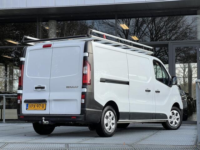 Renault TRAFIC 2.0 dCi 110 T30 L2H1 Work Edition | Trekhaak | Navigatie | Apple CarPlay / Android Auto | Parkeersensoren |