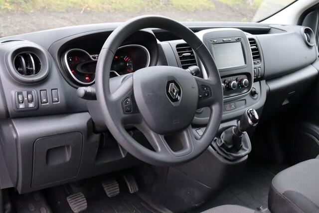 Renault TRAFIC Passenger 2.0 dCi 120 L1H1 | 9 PERS | AIRCO | PDC ACHTER | CRUISE | TREKHAAK |