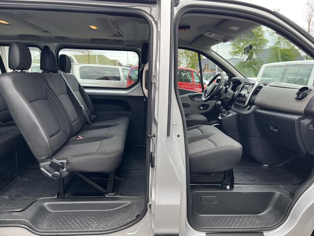 Renault TRAFIC Passenger 1.6 dCi Grand Expression Energy BTW / BPM vrij marge Lengte 2 Airco Cruise control Navigatie PDC 2e eigenaar Combi Kombi Passenger Groepsvervoer Taxi Personenbus