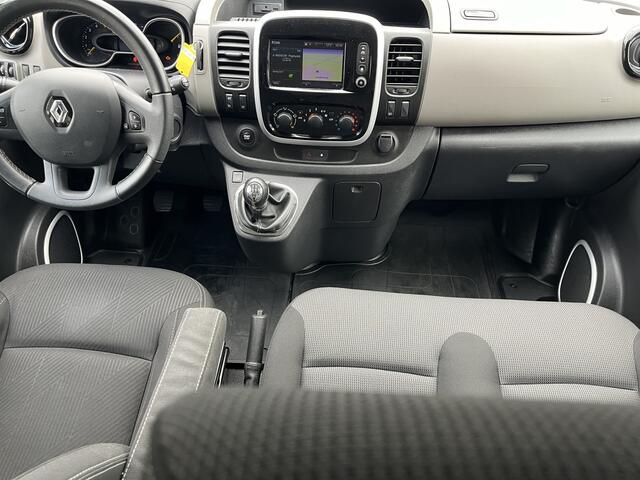 Renault TRAFIC Passenger 1.6 dCi Grand Expression Energy BTW / BPM vrij marge Lengte 2 Airco Cruise control Navigatie PDC 2e eigenaar Combi Kombi Passenger Groepsvervoer Taxi Personenbus