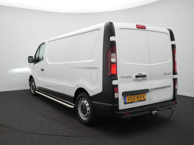 Renault TRAFIC 2.0 dCi 130 T30 L2H1 Work Edition - All Seasonbanden - Trekhaak - Airco - Cruise Control