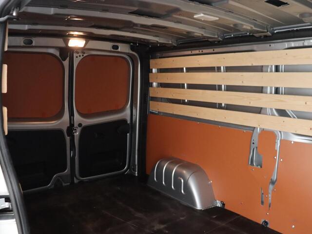 Renault TRAFIC 2.0 dCi 130 T30 L2H1 Work Edition