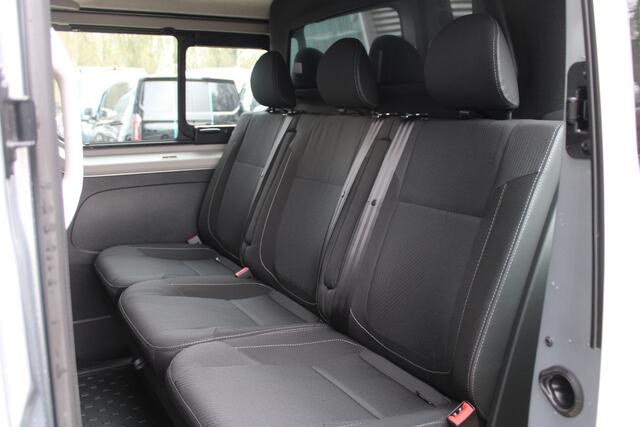 Renault TRAFIC 2.0 Blue dCi 170pk T29 L2H1 Extra DC - 2x Schuifdeur - Carplay - LED - Blind Spot - Navigatie - Camera - Trekhaak - Stoelverwarming - Rijklaar