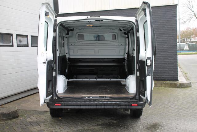 Renault TRAFIC 1.6 dCi EURO 6 - Airco - Navi - Cruise - ¤ 12.499,- Excl.