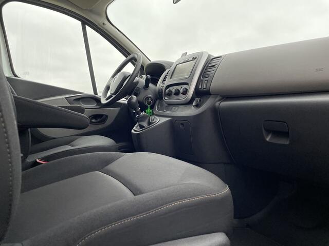 Renault TRAFIC 1.6 dCi E6 Comfort Lease ¤203p/m, Airco, Navi, Bedrijfsinrichting, PDC, Trekhaak, Volledig onderhoudshistorie aanwezig