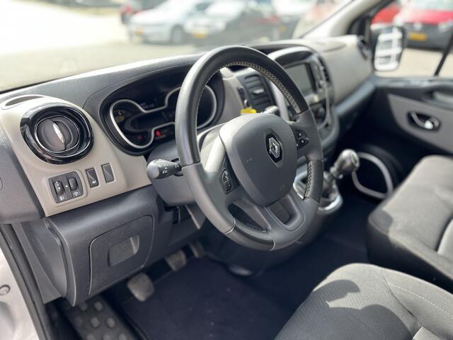 Renault TRAFIC Passenger 1.6 dCi Grand Expression Energy BTW / BPM vrij marge Lengte 2 Airco Cruise control Navigatie PDC 2e eigenaar Combi Kombi Passenger Groepsvervoer Taxi Personenbus L2 H1 Euro 6
