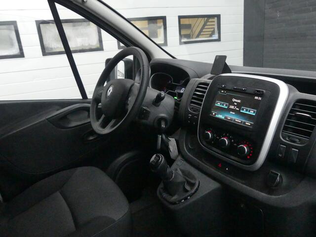 Renault TRAFIC 2.0 DCI 120PK EURO 6 - Airco - Navi - Cruise - ¤ 13.900,- Excl.