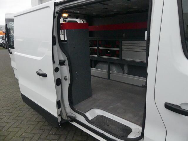 Renault TRAFIC 2.0 DCI 120PK EURO 6 - Airco - Navi - Cruise - ¤ 13.900,- Excl.
