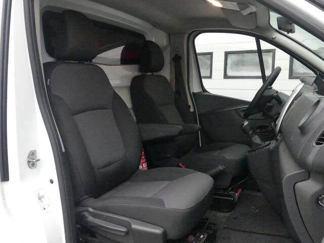 Renault TRAFIC 2.0 DCI 120PK EURO 6 - Airco - Navi - Cruise - ¤ 13.900,- Excl.