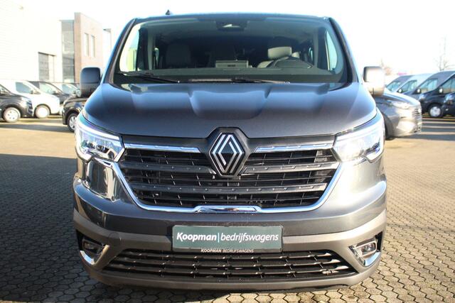 Renault TRAFIC 2.0dCi 150pk T30 L2H1 DC | 6-Zits | Carplay/Android | Camera | Lease 627,- p/m