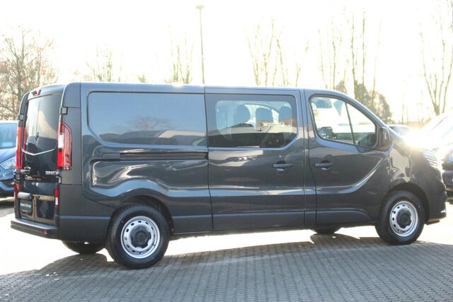 Renault TRAFIC 2.0dCi 150pk T30 L2H1 DC | 6-Zits | Carplay/Android | Camera | Lease 627,- p/m