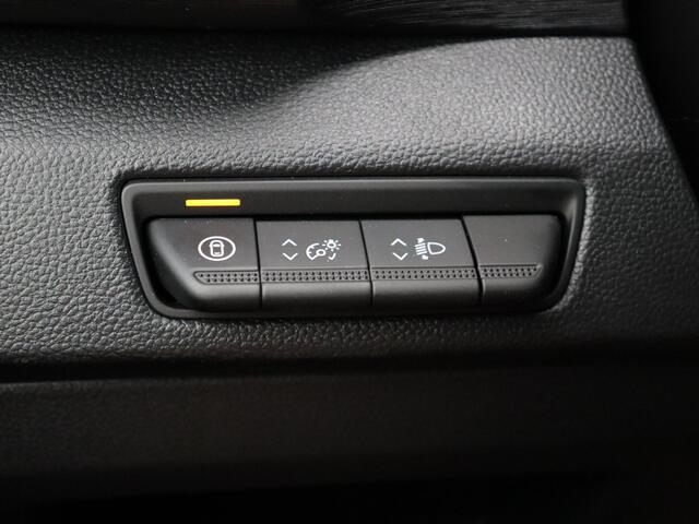 Renault TRAFIC 2.0 dCi EDC 170pk T29 L2H1 Extra DC | Schuifdeur links | Trekhaak | Laadruimtebetimmering |