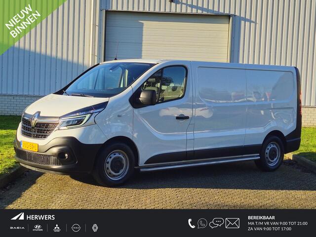 Renault TRAFIC 2.0 dCi 145 T29 L2H1 Comfort / 1e Eigenaar / Dealer Onderhouden / Navigatie / Android Auto / Achteruitrijcamera / betimmering wand lat / dakdragers / All Season Banden / Cruise Control / Airco / PDC