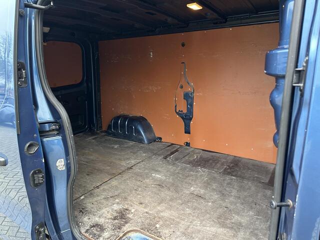 Renault TRAFIC 2.0 dCi 120 T29 L2H1 Work Edition | 1E EIGENAAR | AIRCO | NAVIGATIE | CAMERA | LAADRUIMTE BETIMMERING | TREKHAAK |