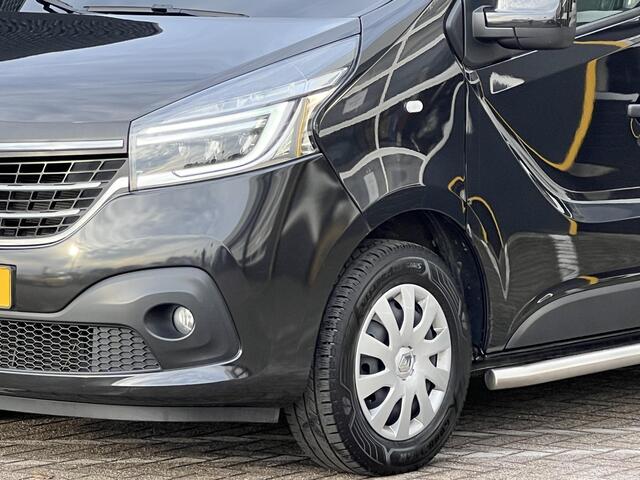 Renault TRAFIC 2.0 dCi 145 T29 L2H1 Luxe | Trekhaak | Achteruitrijcamera | Climate Control | Navigatie | DAB | LED | Cruise Control |