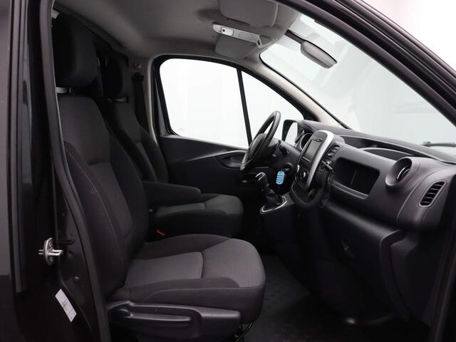 Renault TRAFIC 2.0 dCi 120 T29 L2H1 Work Edition | Laadruimtebetimmering | Trekhaak | Sidebars | Achteruitrijcamera |