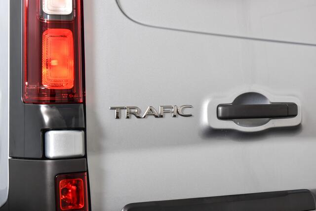 Renault TRAFIC 2.0 dCi 130 PK T30 L2H1 Comfort | Cruise | Camera | PDC | NAV+App Connect | Airco | 4-seizoens banden | LED | 0147